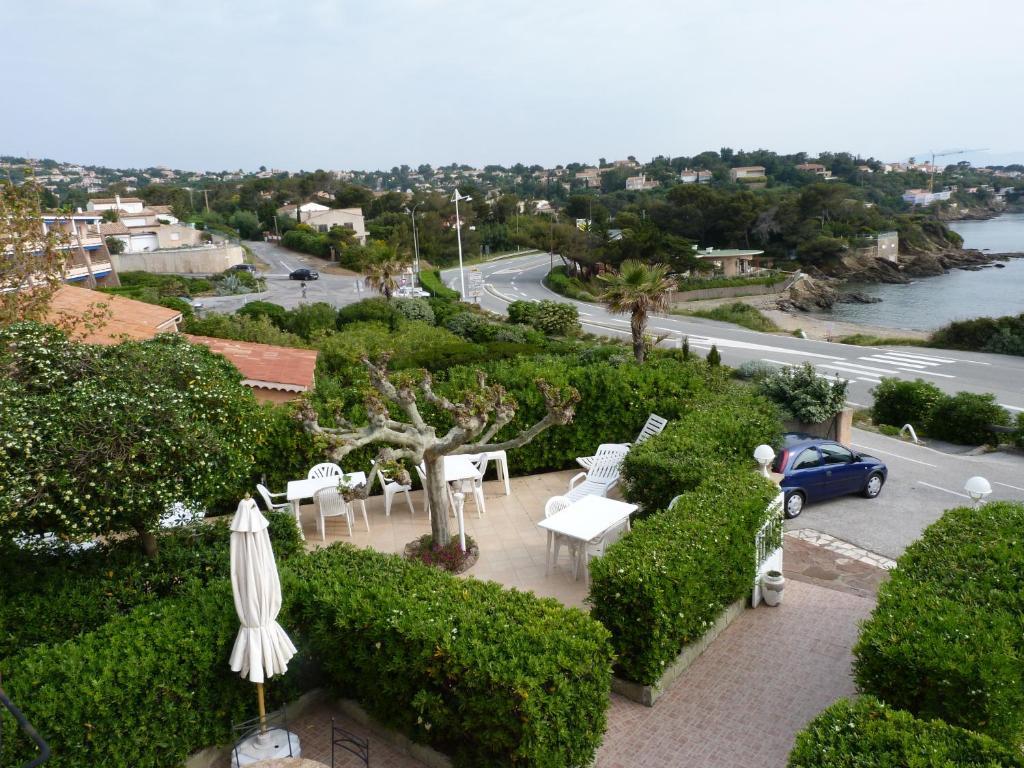 Fréjus Hotel La Caravelle מראה חיצוני תמונה